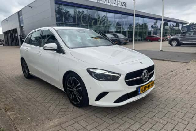 Mercedes-Benz B-Klasse (2024) thumbnail 2