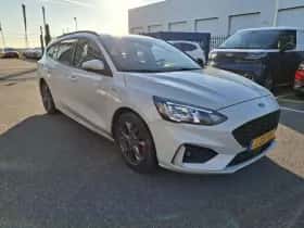Ford Focus (2020) thumbnail 4