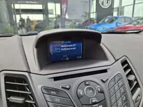 Ford Fiesta thumbnail 8