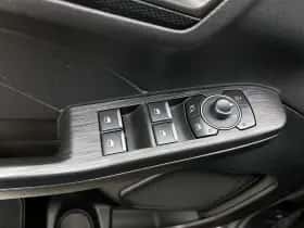 Ford Kuga thumbnail 38
