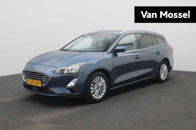 Ford Focus (2021) thumbnail 1