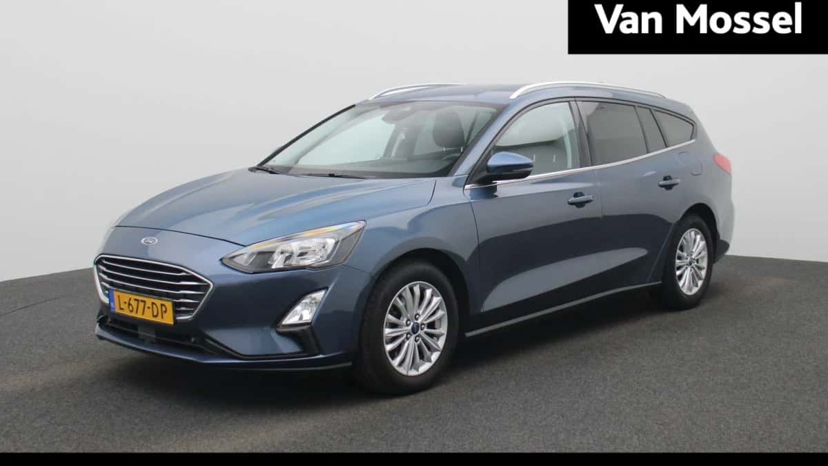 Ford Focus (2021) — foto 1