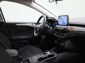 Ford Focus (2021) thumbnail 33