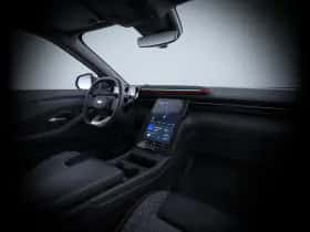 Ford Explorer thumbnail 11