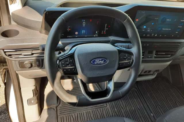 Ford Transit Custom (2024) thumbnail 3