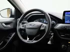 Ford Focus thumbnail 32