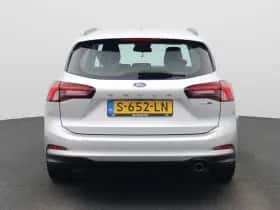 Ford Focus thumbnail 5