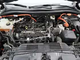 Ford Kuga thumbnail 38