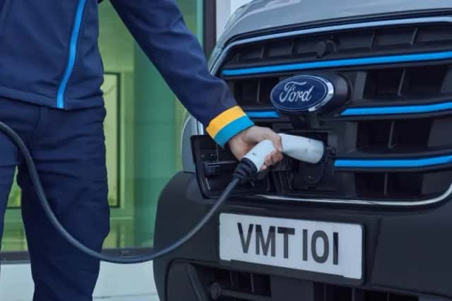 Ford E-Transit (2023) thumbnail 5