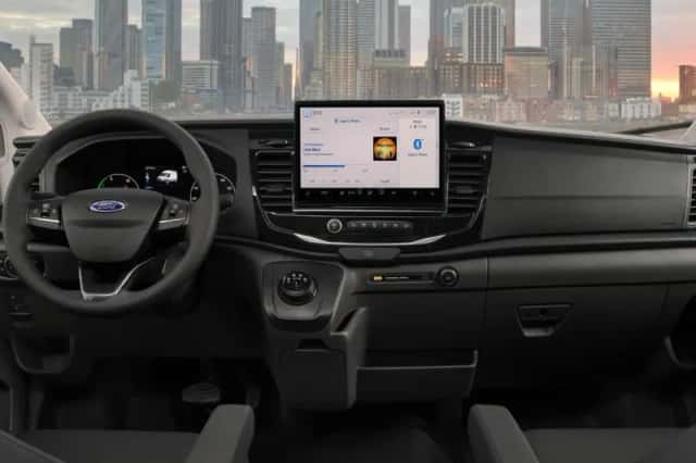 Ford E-Transit (2023) thumbnail 6