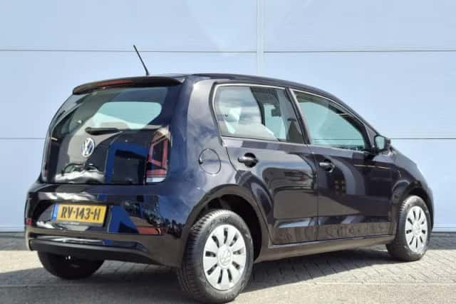 Volkswagen Up! (2018) thumbnail 2