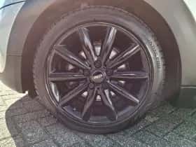 MINI Cooper thumbnail 6
