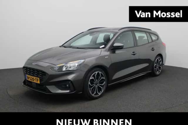 Ford Focus (2022) thumbnail 1