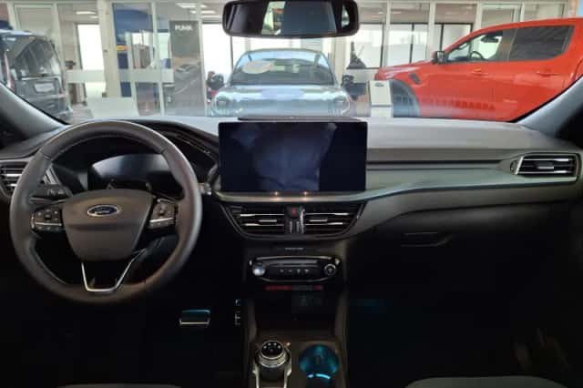 Ford Kuga (2026) thumbnail 4