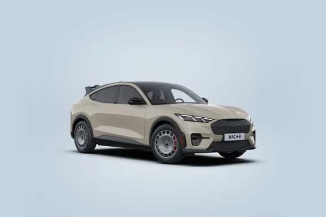 Ford Mustang Mach-E (2026) thumbnail 2
