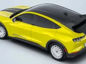 Ford Mustang Mach-E thumbnail 7