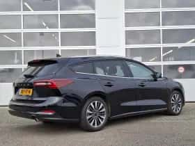 Ford Focus thumbnail 3