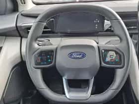 Ford Explorer (2025) thumbnail 12