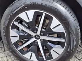 Ford Explorer (2025) thumbnail 8