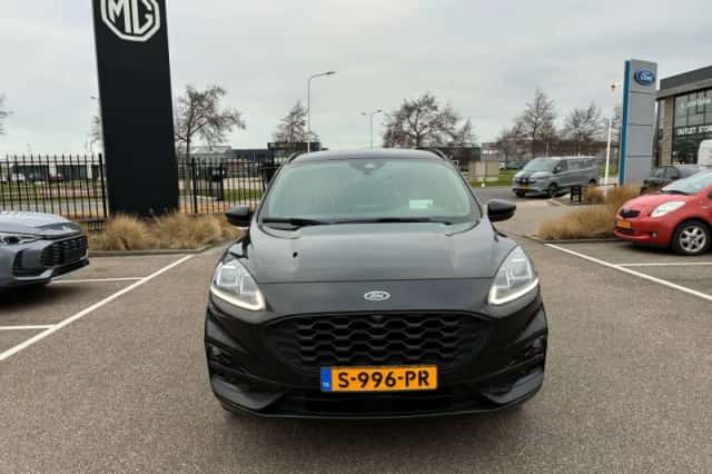 Ford Kuga (2023) thumbnail 6
