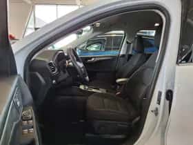 Ford Kuga thumbnail 3