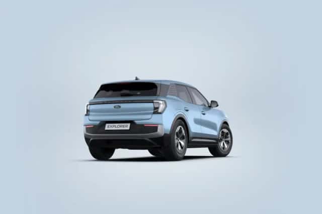 Ford Explorer (2026) thumbnail 5