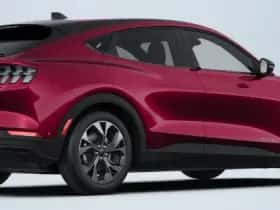 Ford Mustang Mach-E (2026) thumbnail 4
