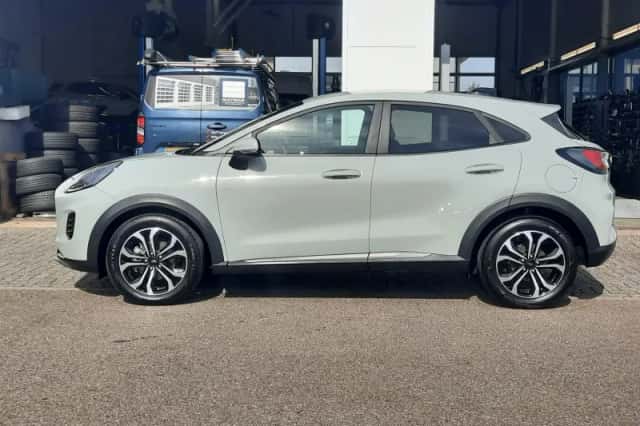 Ford Puma (2025) thumbnail 2