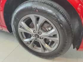 Ford Kuga thumbnail 6