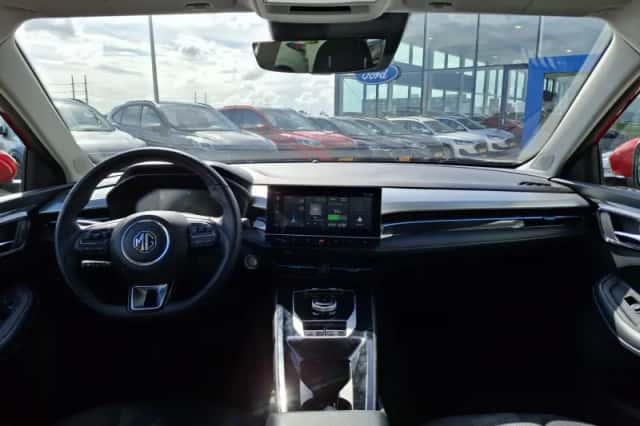 MG MG5 (2023) thumbnail 5