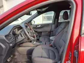 Ford Kuga thumbnail 2