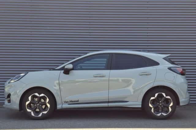 Ford Puma (2024) thumbnail 4