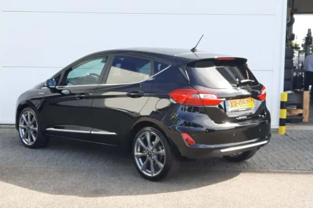 Ford Fiesta (2019) thumbnail 3