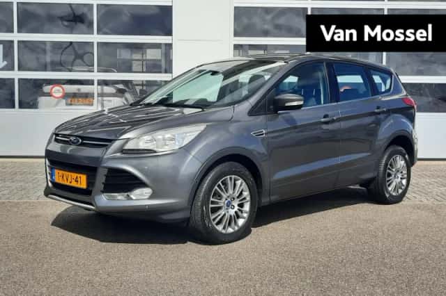 Ford Kuga (2013) thumbnail 1
