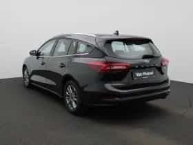 Ford Focus (2023) thumbnail 2