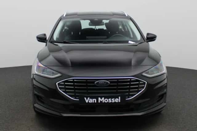 Ford Focus (2023) thumbnail 3