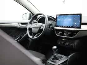 Ford Focus thumbnail 31