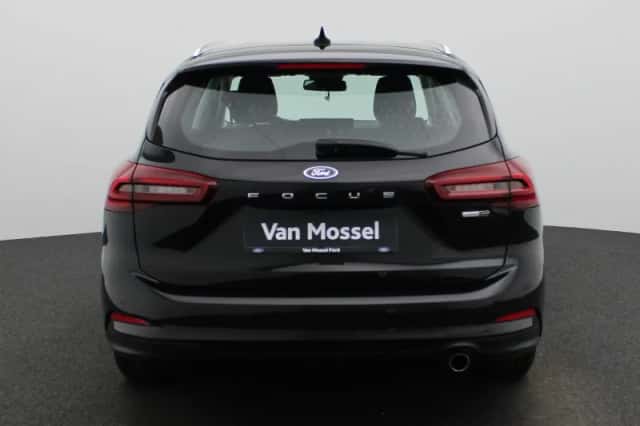 Ford Focus (2023) thumbnail 5