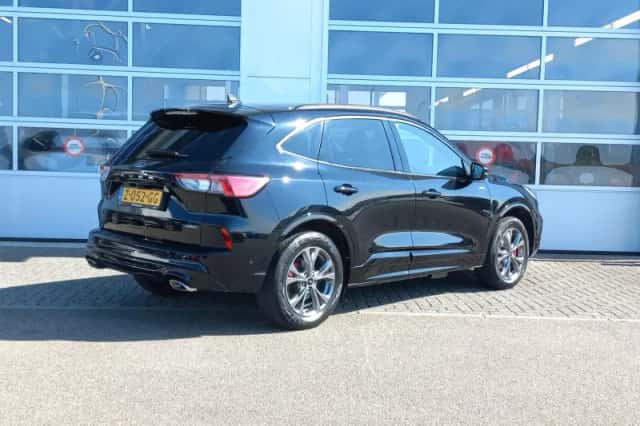 Ford Kuga (2024) thumbnail 6