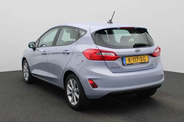 Ford Fiesta (2021) thumbnail 2