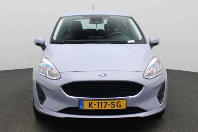 Ford Fiesta (2021) thumbnail 3