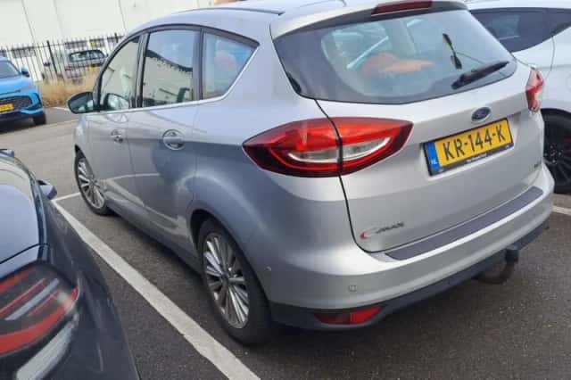 Ford C-Max (2016) thumbnail 2