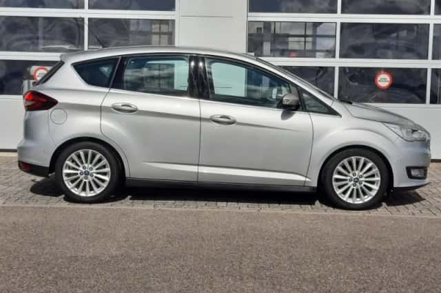 Ford C-Max (2016) thumbnail 3