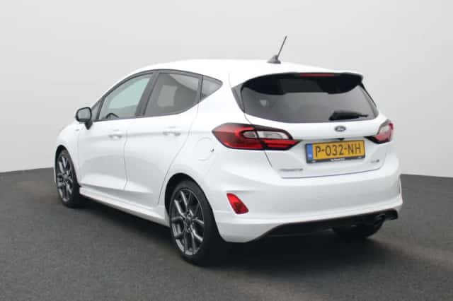 Ford Fiesta (2022) thumbnail 2
