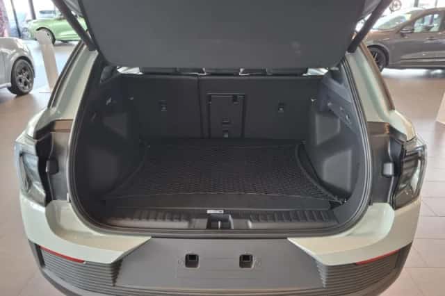 Ford Explorer (2026) thumbnail 11