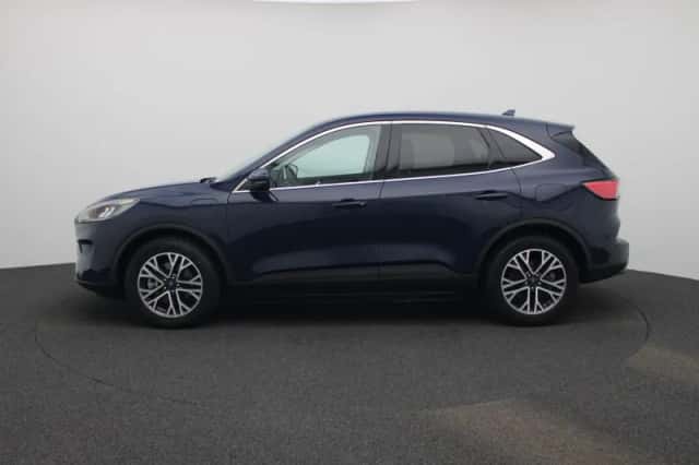 Ford Kuga (2021) thumbnail 4