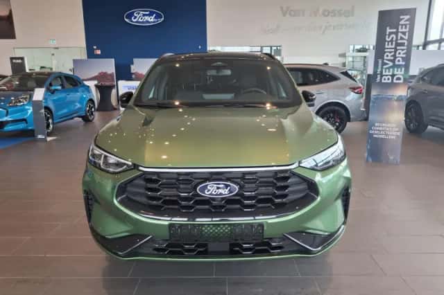 Ford Kuga (2026) thumbnail 2