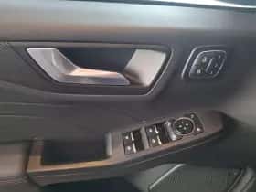 Ford Kuga thumbnail 13