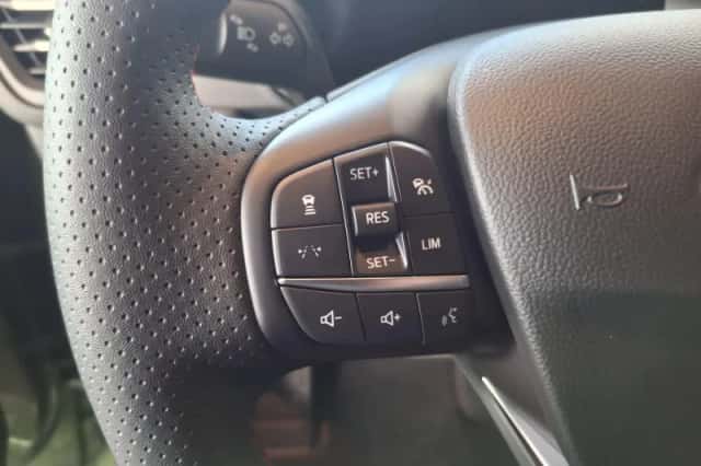 Ford Kuga (2026) thumbnail 17