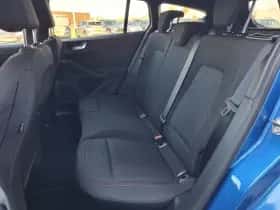 Ford Focus thumbnail 10